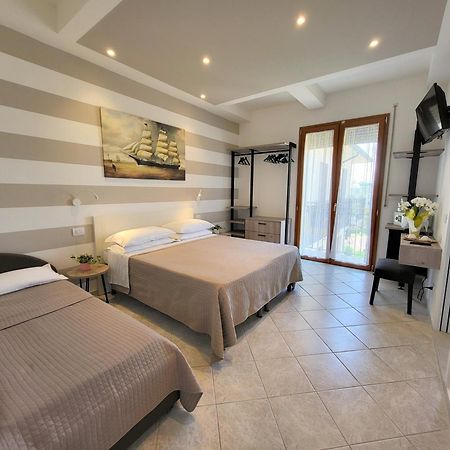 Hotel Villa Fulgida Cattolica Ngoại thất bức ảnh