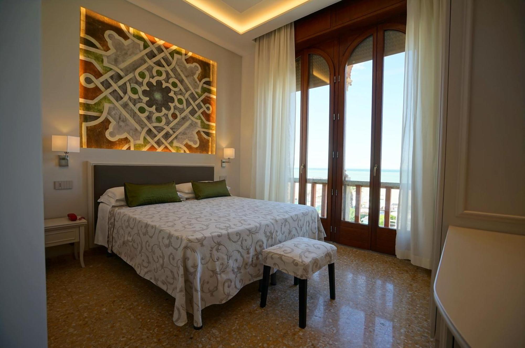Hotel Villa Fulgida Cattolica Ngoại thất bức ảnh